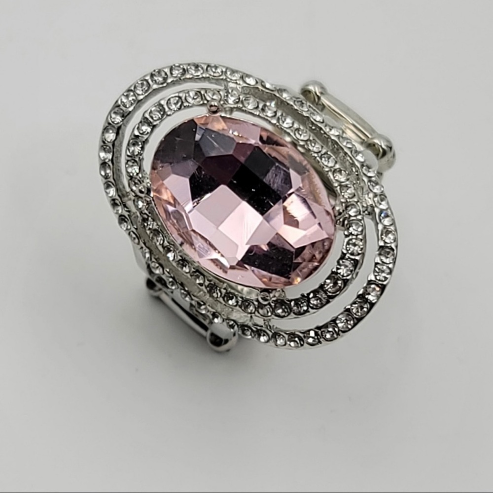 fashion jewelry making history large Pink rhinestone ring stretchy band